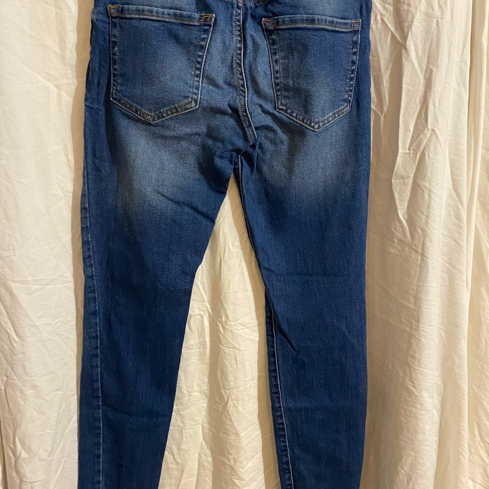 Jeans - Picture 3 of 4